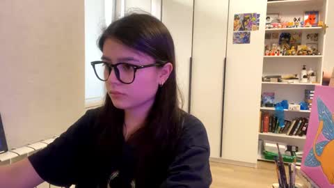 Snapshot of shontagrabowski chatting on 9, 5, 2026 Marie online show from 9, 5, 2026