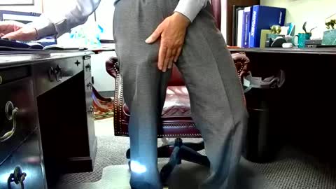 nikolas send dm for an appointment online show from 3, 12, 2024