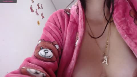 Snapshot of shopiagarcia_ chatting on 31, 12, 2024 lamai online show from 31, 12, 2024