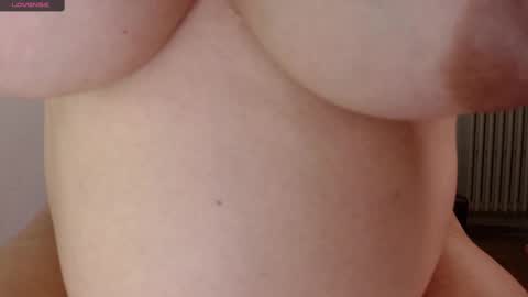 Snapshot of shopiagarcia_ chatting on 11, 2, 2025 lamai online show from 11, 2, 2025