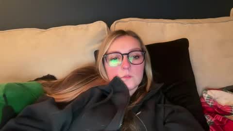 Snapshot of short_sweetpea chatting on 22, 1, 2025 short sweetpea online show from 22, 1, 2025