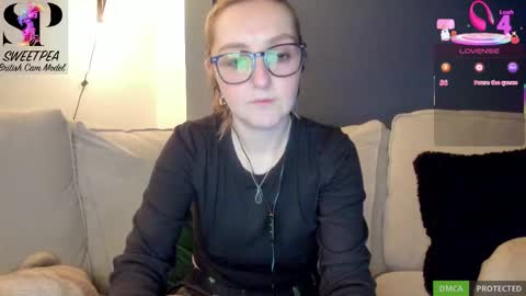 Snapshot of short_sweetpea chatting on 3, 3, 2025 short sweetpea online show from 3, 3, 2025