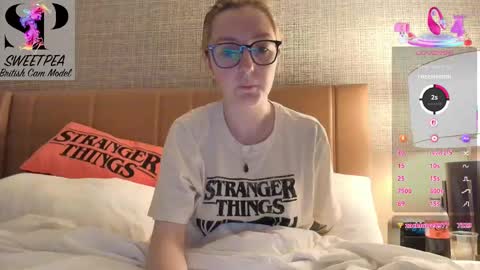 Snapshot of short_sweetpea chatting on 8, 9, 2025 short sweetpea online show from 8, 9, 2025