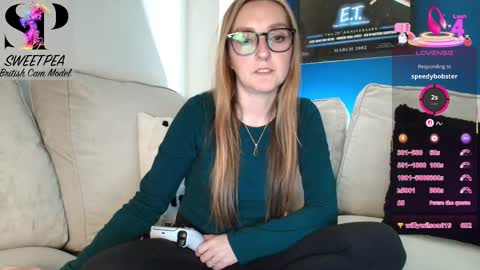 Snapshot of short_sweetpea chatting on 23, 9, 2025 short sweetpea online show from 23, 9, 2025