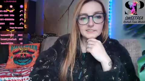 Snapshot of short_sweetpea chatting on 5, 10, 2025 short sweetpea online show from 5, 10, 2025