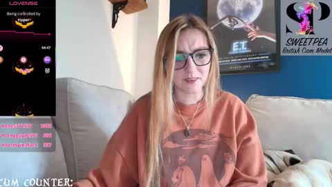 Snapshot of short_sweetpea chatting on 7, 10, 2025 short sweetpea online show from 7, 10, 2025