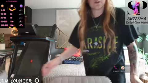 Snapshot of short_sweetpea chatting on 17, 10, 2025 short sweetpea online show from 17, 10, 2025