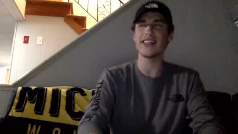 shortiesn40s online show from 19, 11, 2025