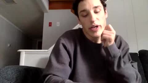 shortiesn40s online show from 11, 2, 2026