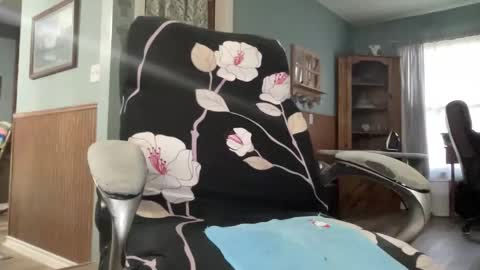 Snapshot of shortthickcock57 chatting on 12, 10, 2025 shortthickcock57 online show from 12, 10, 2025