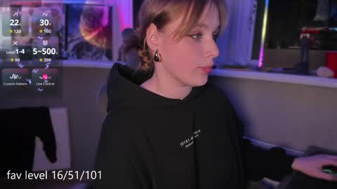 Snapshot of shorty_di chatting on 8, 10, 2025 Diana online show from 8, 10, 2025