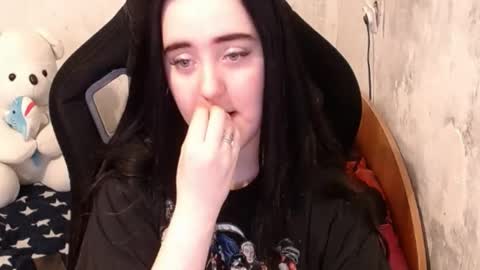 Snapshot of show_for_you chatting on 13, 1, 2025 show_for_you online show from 13, 1, 2025