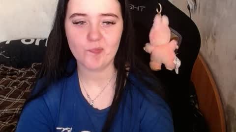 Snapshot of show_for_you chatting on 12, 9, 2025 show_for_you online show from 12, 9, 2025