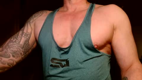 Snapshot of show_on_for_you chatting on 1, 2, 2026 show_on_for_you online show from 1, 2, 2026