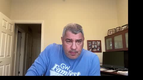 Snapshot of showmet chatting on 16, 11, 2025 Chicago Guy online show from 16, 11, 2025