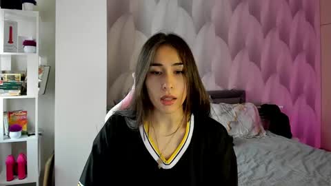 Mika online show from 19, 1, 2025