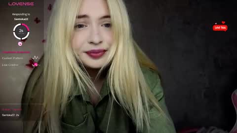 Molly online show from 8, 9, 2025