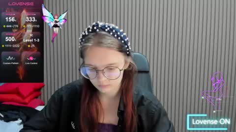 shy_elina01 online show from 5, 10, 2025