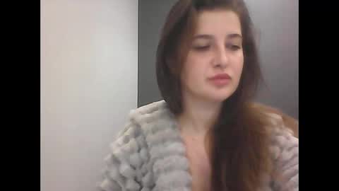 shy_girl98 online show from 18, 11, 2025