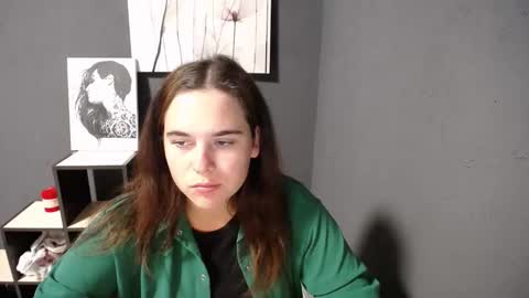 shy_lil online show from 9, 9, 2025