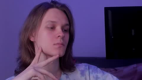 Snapshot of shy_nny chatting on 18, 9, 2025 Mark online show from 18, 9, 2025