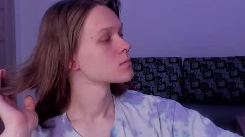 Snapshot of shy_nny chatting on 2, 10, 2025 Mark online show from 2, 10, 2025