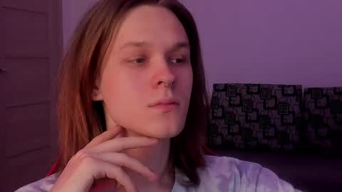 Snapshot of shy_nny chatting on 7, 10, 2025 Mark online show from 7, 10, 2025