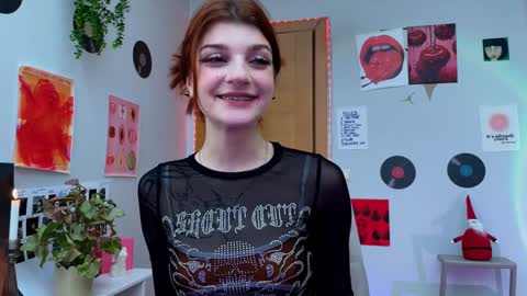 Snapshot of shybella_girl chatting on 27, 12, 2024 Bella online show from 27, 12, 2024