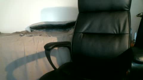 shyboyhugecum2020 online show from 21, 6, 2026