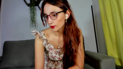 Snapshot of shybut_naughty chatting on 17, 1, 2025 Tell me Ari My only social media will be IG online show from 17, 1, 2025