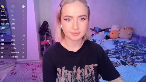 Effie online show from 6, 2, 2025