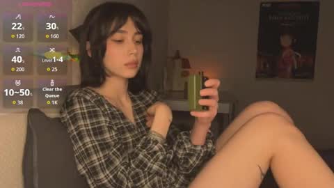 Snapshot of shygaze chatting on 5, 10, 2025 shygaze online show from 5, 10, 2025