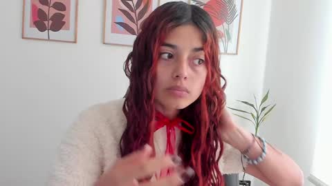 shylittlebunny online show from 28, 1, 2025
