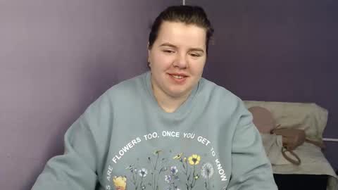 Snapshot of shyness_girl chatting on 28, 9, 2025 Bethany online show from 28, 9, 2025
