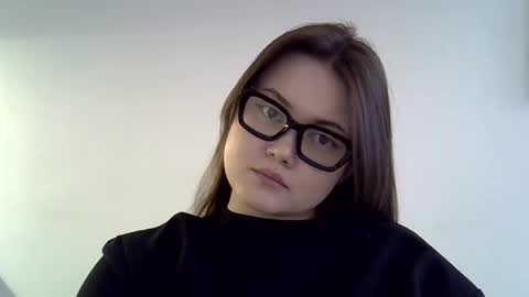 shynesssi online show from 5, 3, 2025