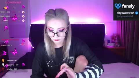 shysweetrish online show from 10, 11, 2025