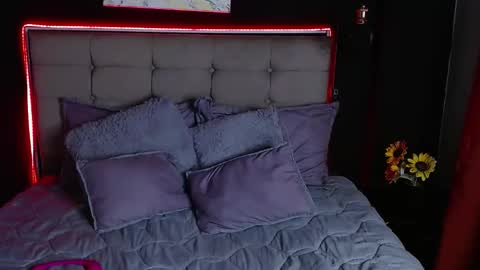 CALL ME  CHARLOTTE online show from 7, 2, 2025