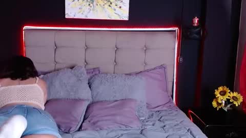 CALL ME  CHARLOTTE online show from 15, 2, 2025