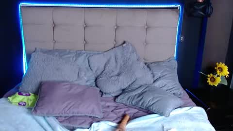 CALL ME  CHARLOTTE online show from 9, 3, 2025