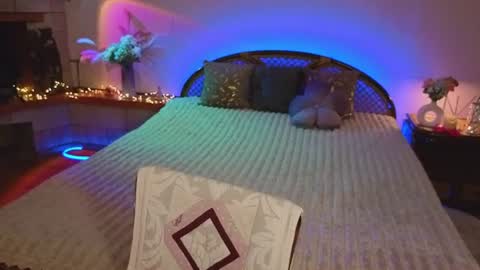 Mila  online show from 27, 6, 2026