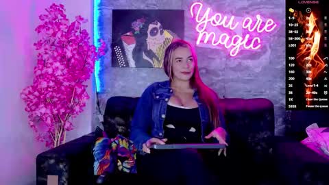 siamarlin online show from 15, 10, 2025