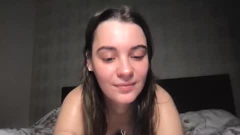 Snapshot of siana09 chatting on 27, 9, 2025 siana09 online show from 27, 9, 2025