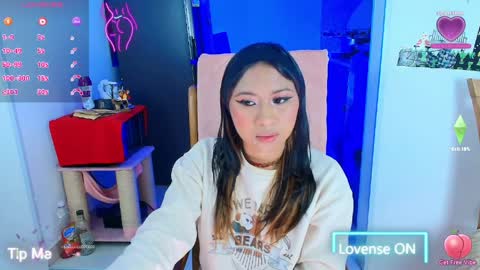 Snapshot of siara_bonny chatting on 5, 4, 2026 Siara online show from 5, 4, 2026