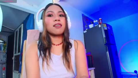 Snapshot of siara_bonny chatting on 11, 4, 2026 Siara online show from 11, 4, 2026