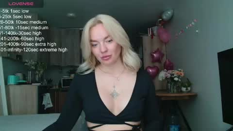 Snapshot of siberian_girl_ chatting on 24, 5, 2026 Eva online show from 24, 5, 2026