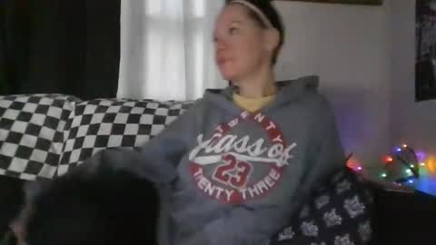 Snapshot of sidneyraee chatting on 23, 11, 2025 Mrs. St. Patrickk online show from 23, 11, 2025