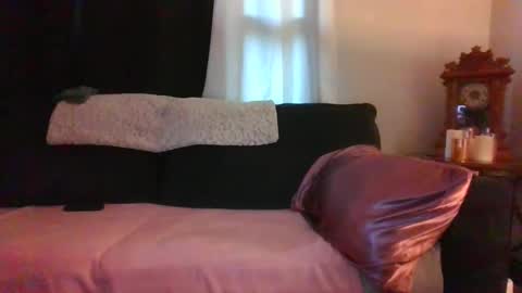 Mrs. St. Patrickk online show from 30, 4, 2026