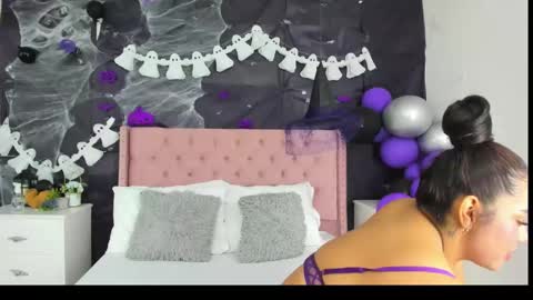 Snapshot of sienawild chatting on 27, 10, 2025 SienaWild online show from 27, 10, 2025