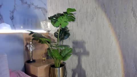 Snapshot of sienna_belluccii chatting on 28, 7, 2026 sienna belluccii online show from 28, 7, 2026