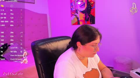 SIENNA  online show from 10, 4, 2026